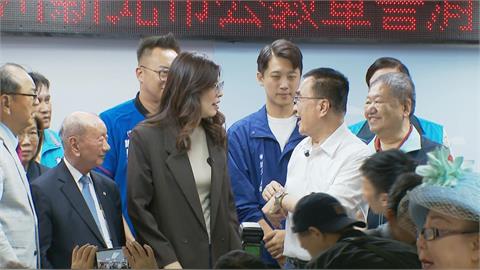 票房毒藥？　同台鄭麗文20秒急閃　李四川澄清：趕行程