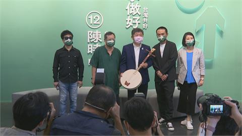 民調領先！知名音樂人紛挺陳時中　「滅火器」主唱楊大正這樣說