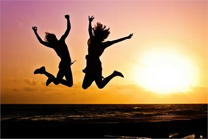 小孟老師運勢／水瓶座度過艱難時刻！2星座有驚喜「湧入豐盛獲利」爽炸