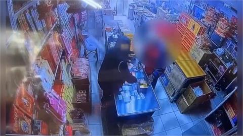 驚悚！基隆男子宮廟參拜後　鞭炮藏腹部點燃炸飛亡