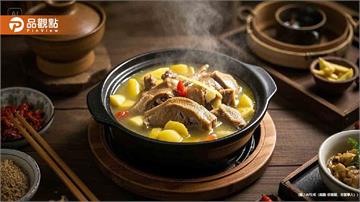 天冷進補！男喝一口薑母鴨熱湯後「突然大吐血」