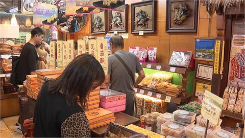 向前行(影)／挺罷餅店「鹹蛋」標示不清遭查水表？張益贍酸：老婆餅也沒「老婆」！