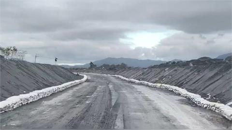 快新聞／光復災後現況太驚人　佛祖街淤泥如「黑部立山」