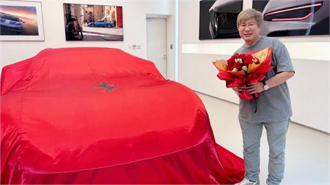 最狂生日盲盒！胡瓜67歲生日家人設局　喜獲八位數大禮「一匹馬」