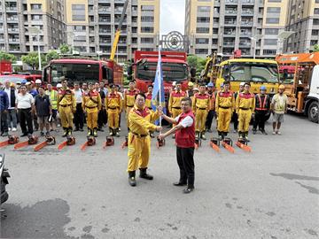 快新聞／丹娜絲重創嘉義　高市府派98人、各式機具支援救災