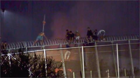摩洛哥移民危機升溫！　6萬人闖休達釀至少67死　麥里亞爆警民衝突