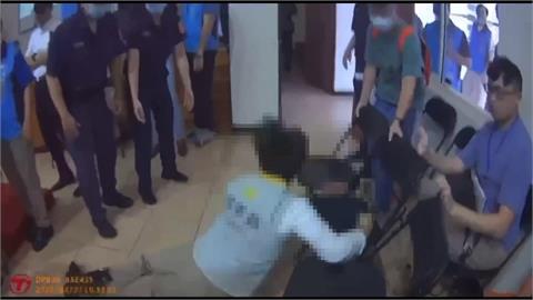 名間焚化爐衝突！時力發言人亮驗傷單　怒控警執法過當