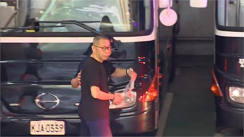 聲請具保停押！　柯哽咽傲慢之氣已被馴服　陳佩琪庭外泣訴