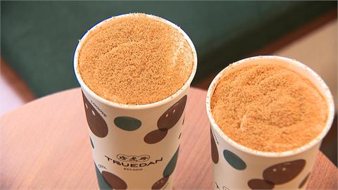 日女星佐藤寬子飲料一日店長　訝異台灣手搖飲競爭激烈