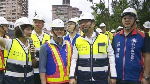 侯友宜視察安坑輕軌K8站周邊工程！　三鶯線6/30通車免費搭