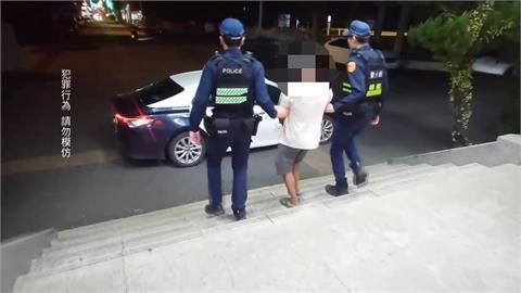 通緝犯與警「確認眼神」心虛？　異想天開「遮臉」單手騎車栽了
