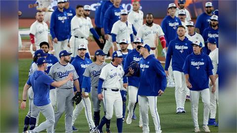 MLB(影)／世界大賽G7爆板凳清空大場面！道奇丟人藍鳥怒噴互嗆釀衝突