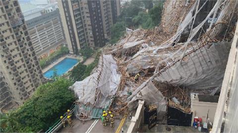 獅子山颱風發威 香港狂風豪雨.巨型鷹架塌