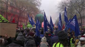 法國大罷工第二天交通全癱瘓！總理堅持改革非做不可