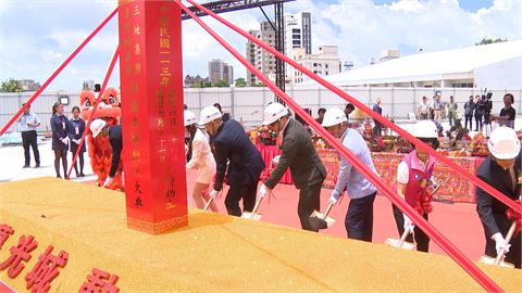 2015年歇業閒置近10年　「金銀島購物中心」變身高雄史上最大案