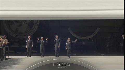 太空史上首次！　Space　X「全平民」團隊成功升空