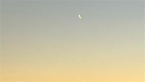 2顆「火流星」高掛台北天空：拿帕、達爾！鄭明典親解「天有異象」真相