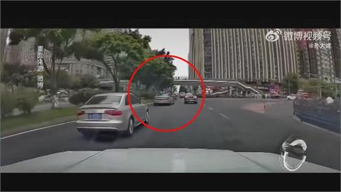 五一假期驚魂！中國成都「駕車撞行人」　廣州地鐵「狂噴辣椒水」