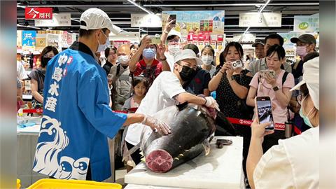 讓客人兩秒入手唱片、把長崎蛋糕和阿波舞搬來台灣！「零售點子王」不藏私揭密黑膠市集
