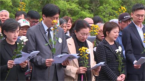 林宅血案46週年 方素敏.田秋堇.鄭麗君赴林家墓園追思