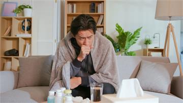 氣溫一驟降就感冒！ 為何生病總是好得慢？ 醫解答：恐是身體免疫「儲備量不足」