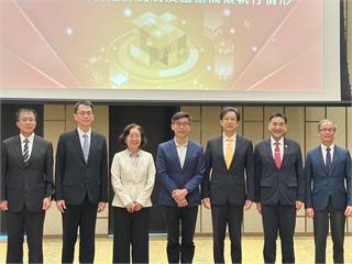 鍾佳濱率財委會考察阻詐　要求金管會刑事局助帳戶設控流程電子化