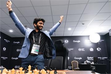 印度又出天才！18歲西洋棋手力退中國衛冕冠軍　破紀錄成最年輕棋王