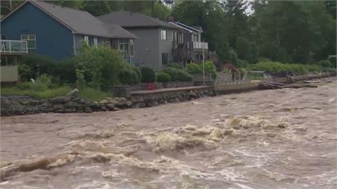 50年來最強暴雨！　加拿大東部淹水、路斷、屋毀4人失蹤