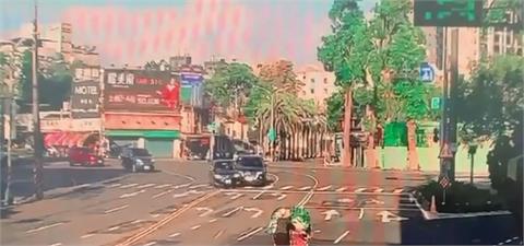 兩輛車同時轉彎釀擦撞　酒駕心虛落跑被逮捕
