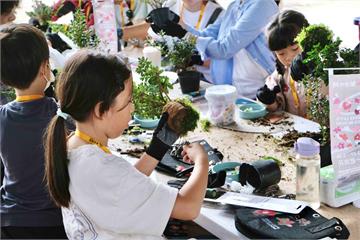 萬金杜鵑秋遊開跑　農業局：999元探訪花農秘境