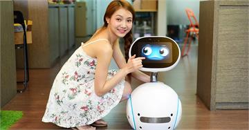 ASUS Zenbo亂入癮科技辦公室，看它如何服侍阿宅編輯？