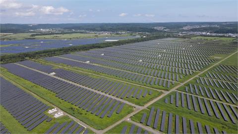 快新聞／破壞環境！光電板入侵釧路濕原　日環境省擬擴大國家公園範圍反制