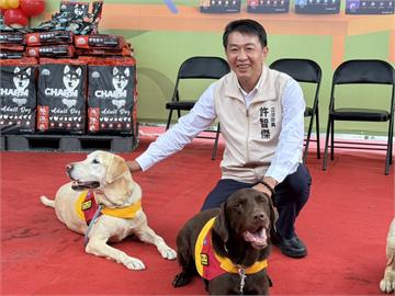 快新聞／可愛又強悍！許智傑為搜救犬捐狗糧　致敬「汪汪隊」巨大救災貢獻