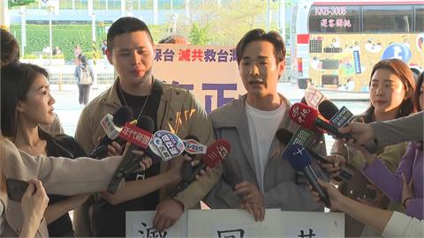 快新聞／中配亞亞傳今晚離台　網紅八炯、閩南狼衝機場嗆：舔共網紅歡樂送