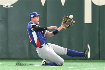 【有片】WBC經典賽宋晟睿「高速滑接」美技太帥　連WBC官網都分享