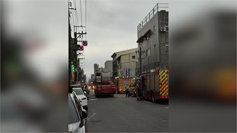 最新／新北三重住宅爆火警！1人無生命跡象送醫搶救中