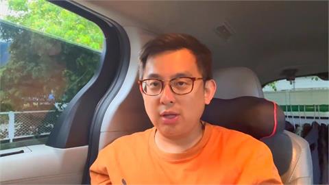 李四川合照「角頭」風暴延燒　卓冠廷轟「處理不及格」：提油救火