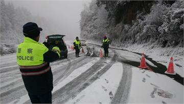 快新聞／寒流襲台山區道路積雪結冰  4路段「晚間起預警性封閉」