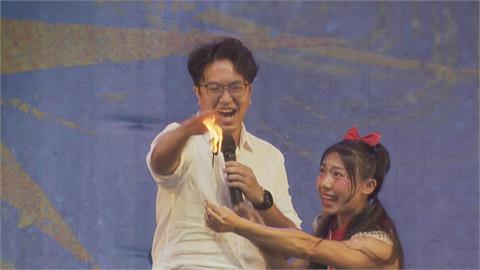 快新聞／沈伯洋不怕燙！秀1項「世界級絕技」　群眾讚爆：即將成真你的市長