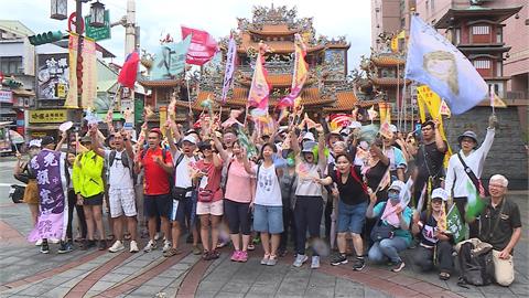 民眾控反罷免布條遮住車牌疑違規　徐巧芯：有疑慮就拆