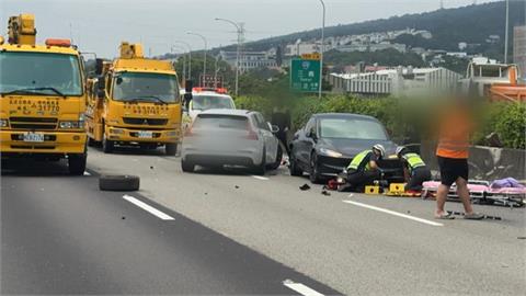 國一苗栗三義路段嚴重車禍　3車連環撞　釀2死4傷慘劇