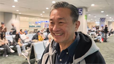 站台相挺高歌「這首歌」影射他？徐國勇笑喊：沒影射誰大家純情點