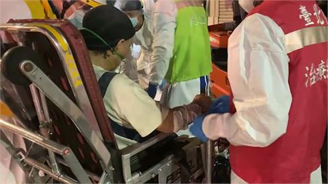 知南港名平價牛排店火警！老闆急滅火遭燒傷