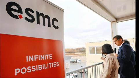 蔡英文訪「歐積電」談台德科技合作 波蘭青年偶遇要合照