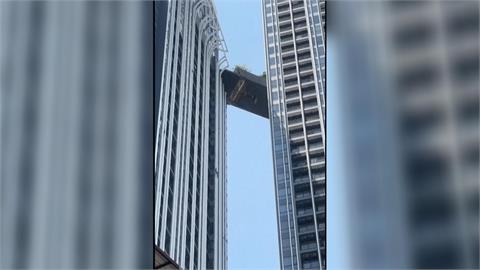 緬甸強震生死一瞬間！　南韓爸救妻女成「空中飛人」　跳過大樓裂縫