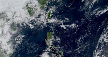 明鋒面東移炸雷雨！專家示警「2地區」雨勢最大　北部高溫剩22度