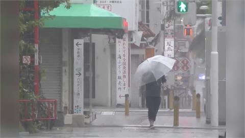 白海豚強襲沖繩  強風豪雨釀7傷、一度逾萬戶停電