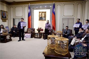韓國瑜去哪了？不滿藍營強修《選罷法》　綠營院長室等嘸人要到官邸找人