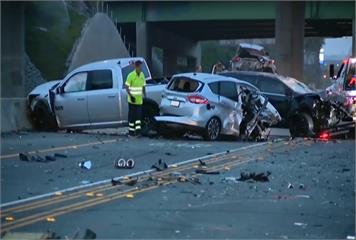 美南加州高速公路9車連環撞 釀1死多傷