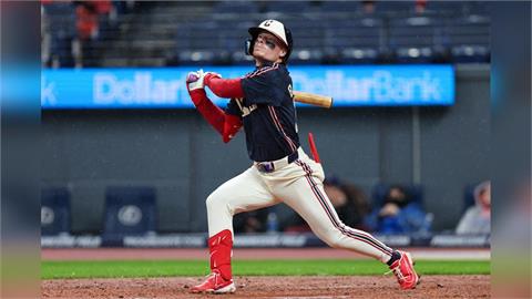MLB(影)／狀元郎的全壘打終於出現！巴札納炸裂生涯首轟427英尺震撼全場